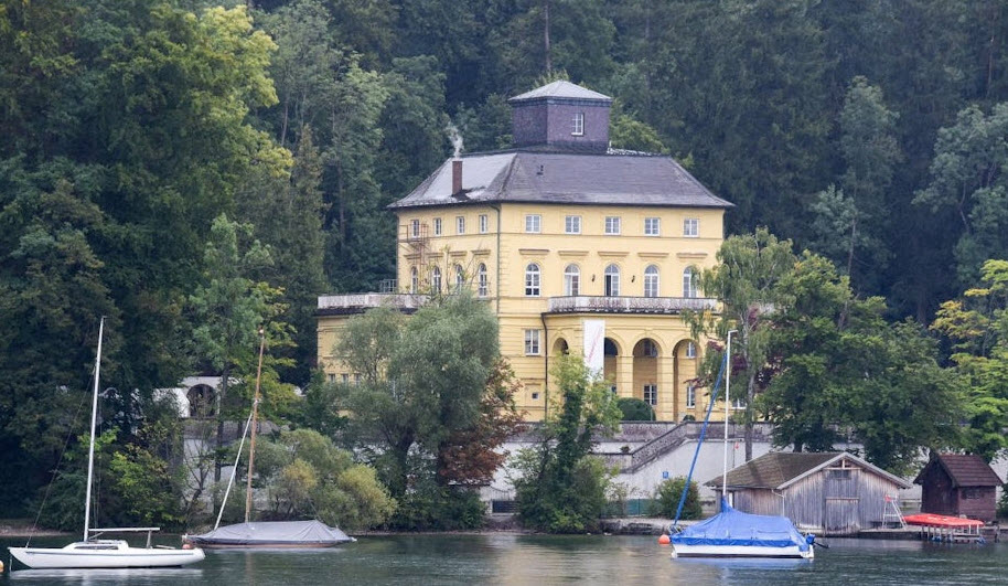 Schloss Allmannshausen, Germany